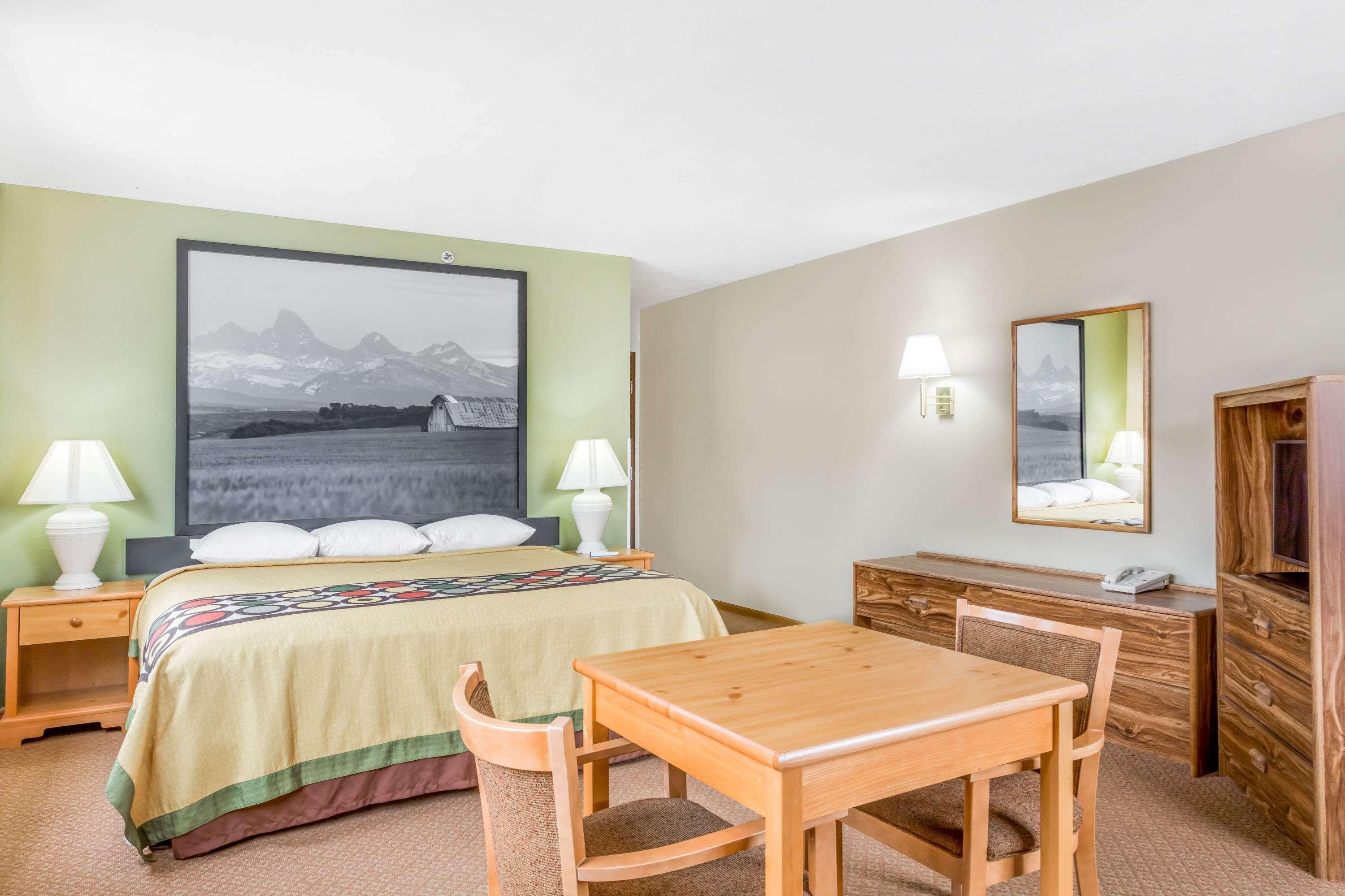 Super 8 By Wyndham Driggs Hotel Buitenkant foto