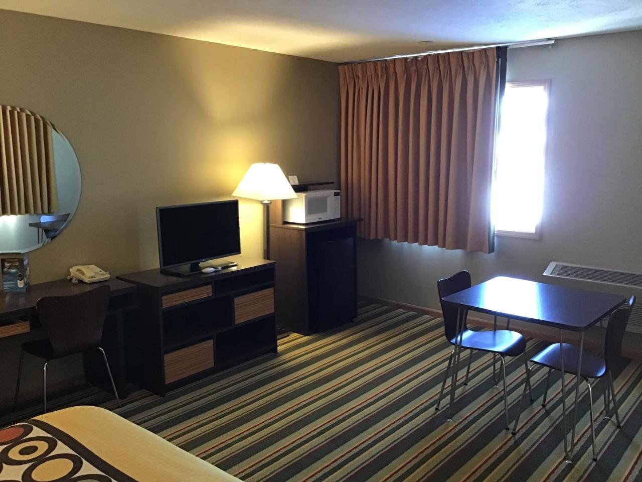 Super 8 By Wyndham Driggs Hotel Buitenkant foto